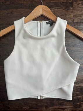 Express Cream Cropped Tank with Back Zip